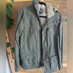 Patagonia Men's Isthmus Parka